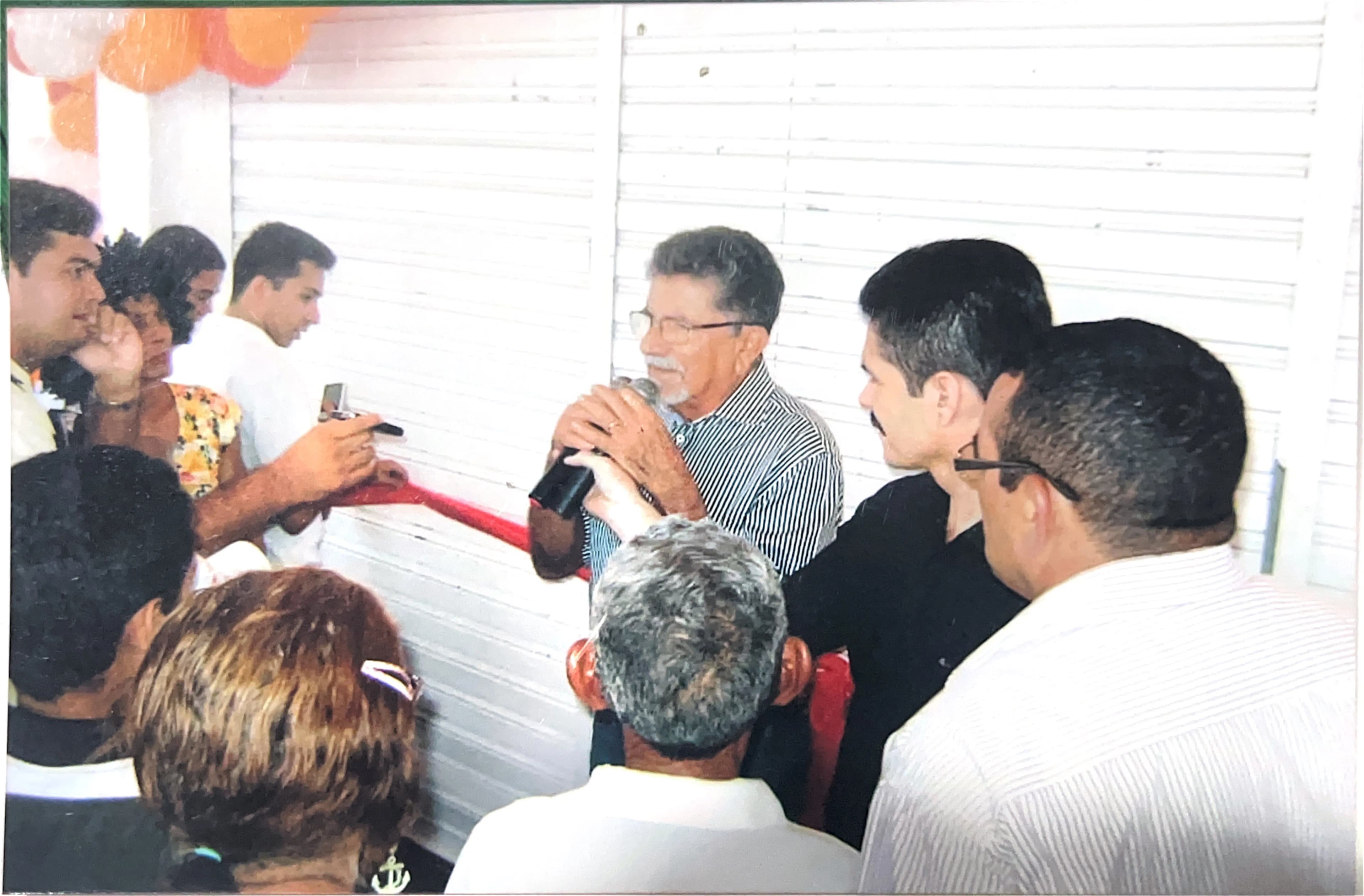 Segunda foto histórica do Super São Geraldo mostrando a expansão da empresa nas décadas seguintes